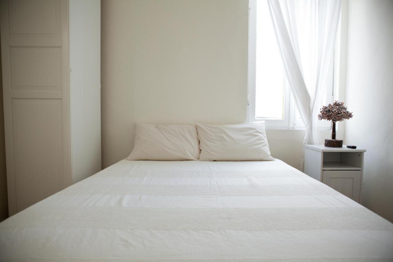 Neve Tzedek Original Style Apartments เทลอาวีฟ ภายนอก รูปภาพ