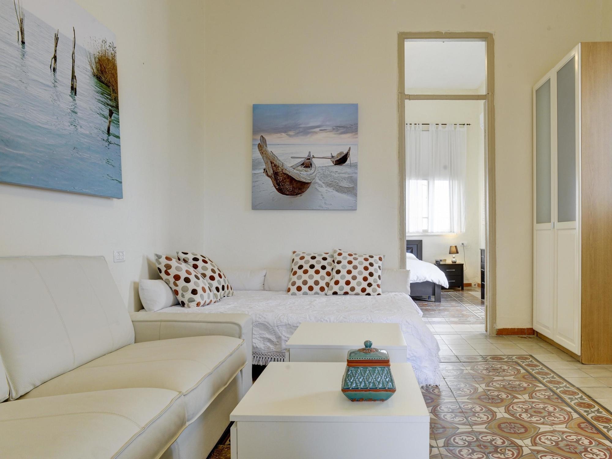 Neve Tzedek Original Style Apartments เทลอาวีฟ ภายนอก รูปภาพ