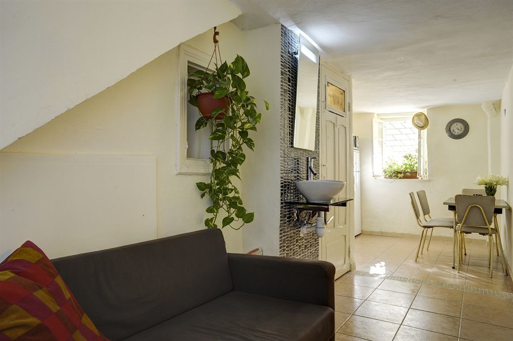 Neve Tzedek Original Style Apartments เทลอาวีฟ ภายนอก รูปภาพ