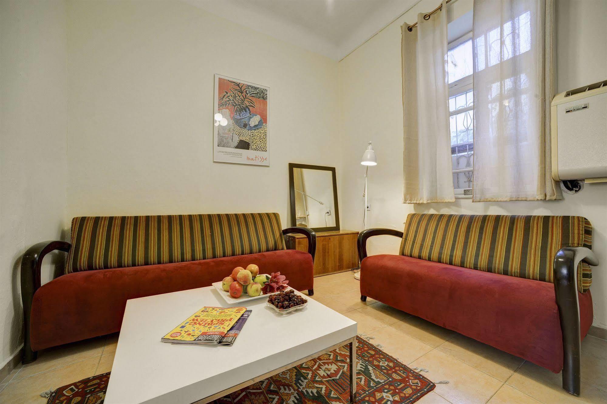 Neve Tzedek Original Style Apartments เทลอาวีฟ ภายนอก รูปภาพ