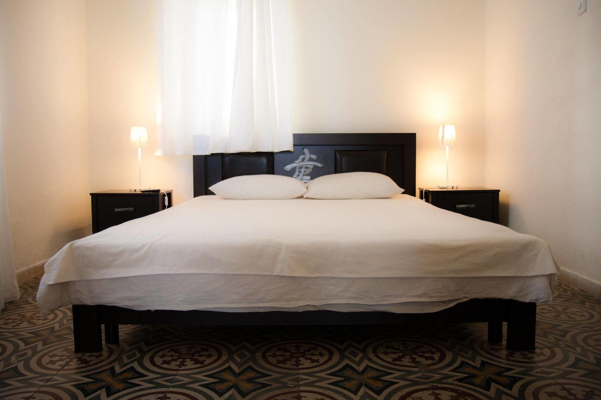 Neve Tzedek Original Style Apartments เทลอาวีฟ ภายนอก รูปภาพ