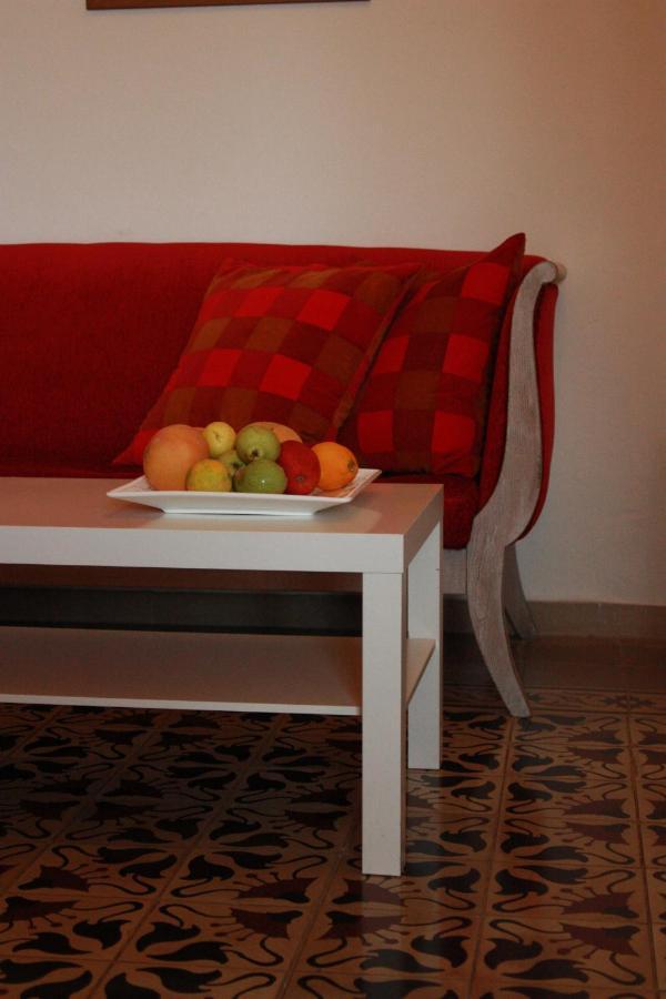 Neve Tzedek Original Style Apartments เทลอาวีฟ ภายนอก รูปภาพ